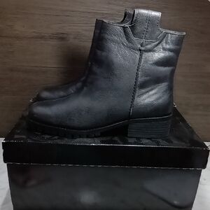 Splendid Women's Patton Faux Fur Lined Booties Black Size 8.5 NEW Without Box